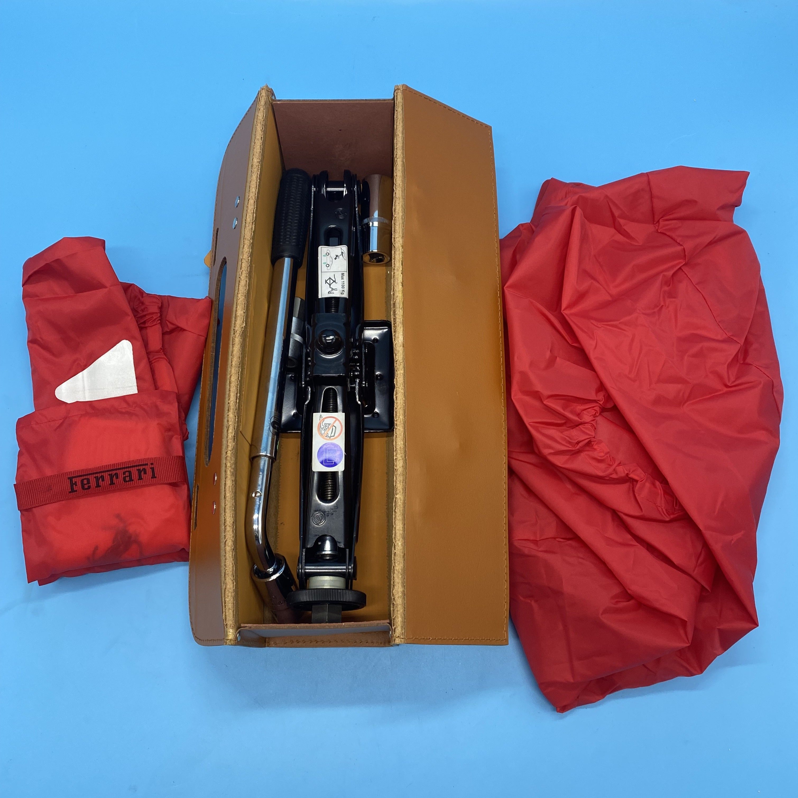 Ferrari 458 & 488 - Emergency Tool Kit - 261348