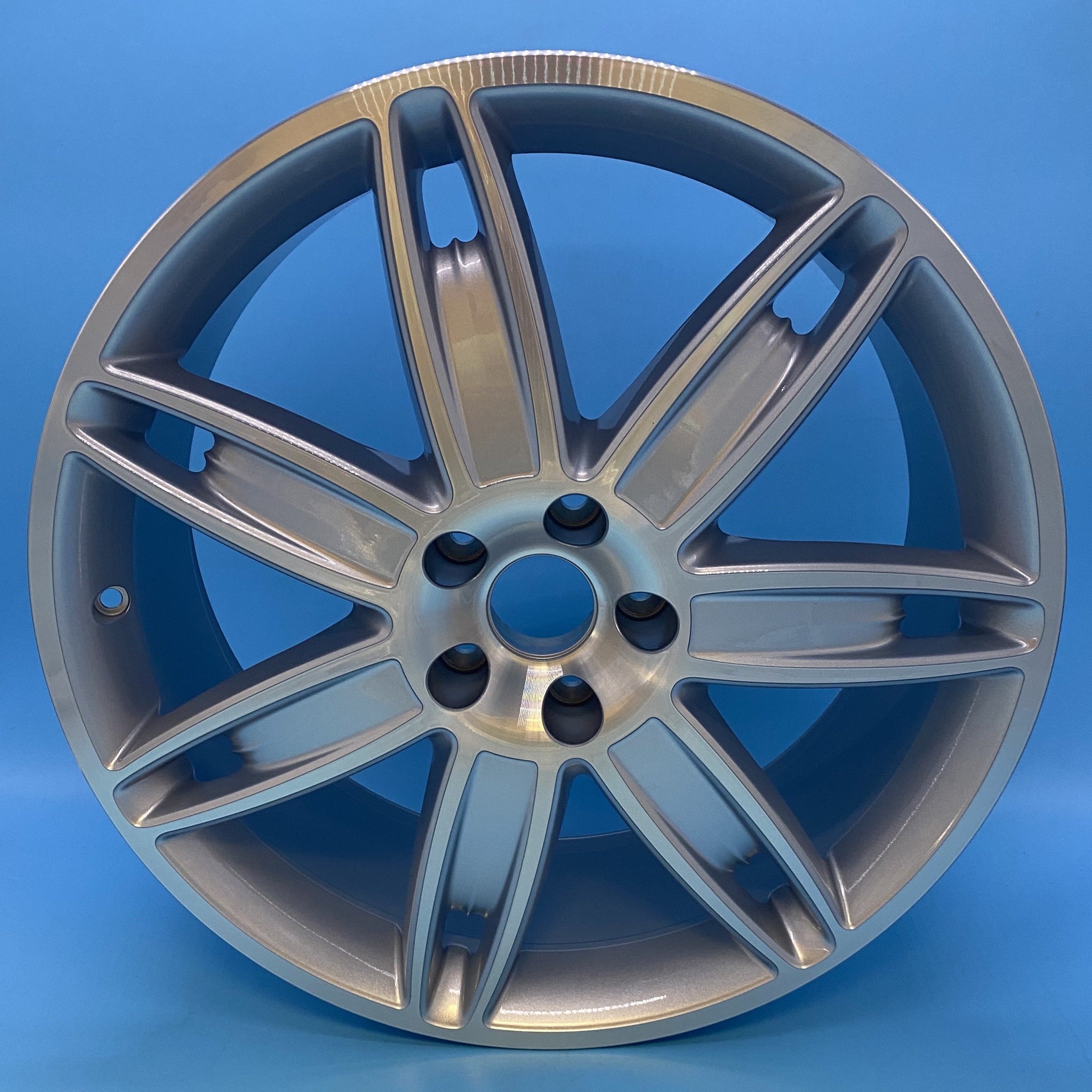Maserati Ghibli - 20" Front Wheel Rim Alloy - 670013451
