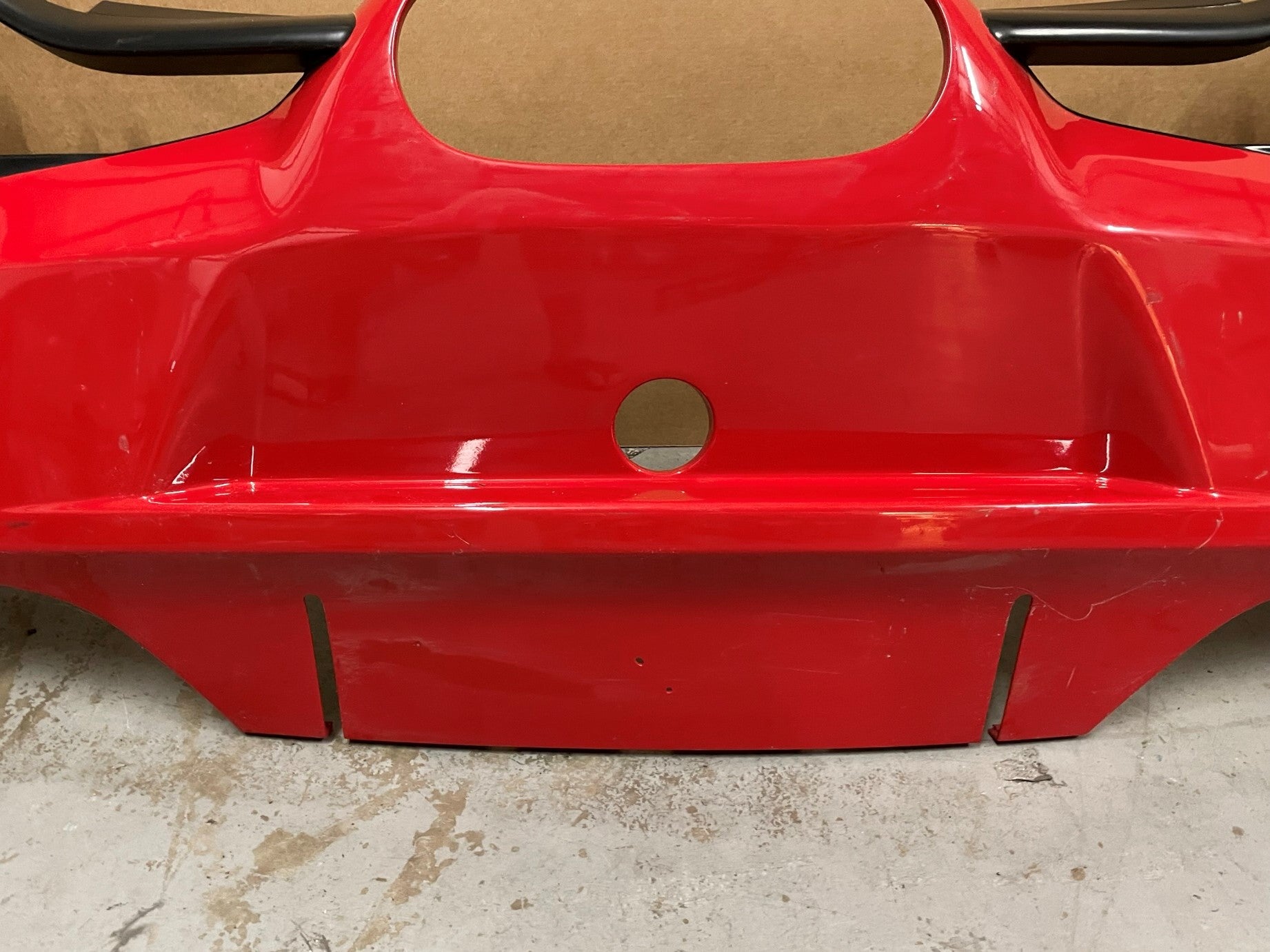 Ferrari 458 Challenge - Complete Rear Bumper - 86283410 / Red w/ Fog Lights